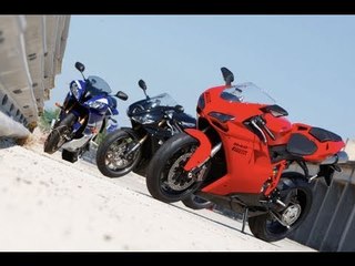 Ducati 848 Evo v Yamaha R6 v Daytona 675