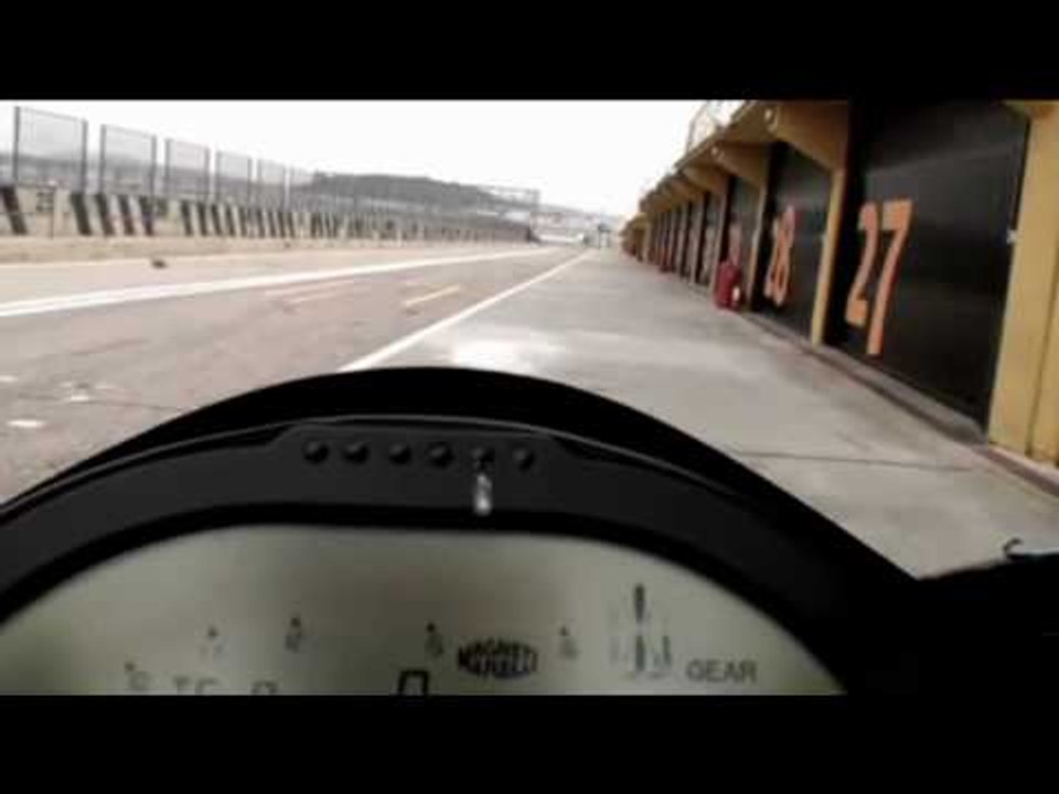 Triumph Daytona 675 and Street Triple R race bikes ridden