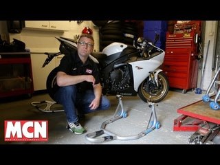 How to: Use a paddock stand | Products | Motorcyclenews.com