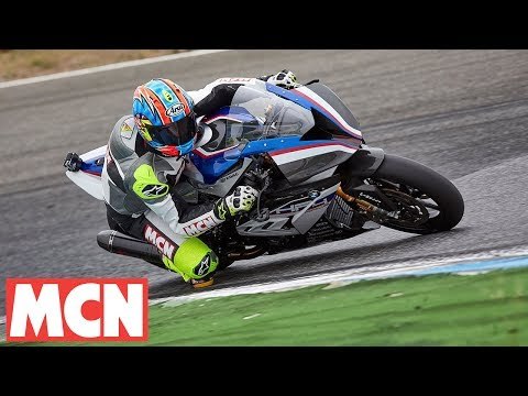 BMW HP4 Race Carbon Fibre Frame | First Ride | Motorcyclenews.com