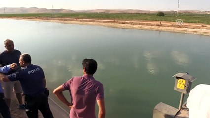 Kanala devrilen pikabın sürücüsü kayboldu - ŞANLIURFA