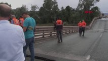 Ordu Karadeniz Sahil Yolunun Ünye Geçişindeki Cevizdere Köprüsü Hd