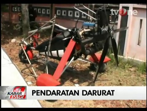 Mesin Mati, Pesawat Jenis Trike Mendarat Darurat di Permukiman