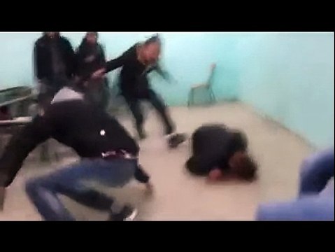 Les écoles Algériennes .. catche Mdrr .. juste en Algérie