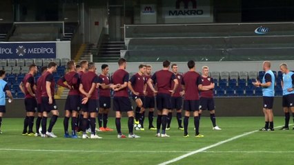 Burnley, Başakşehir maçı hazırlıklarını tamamladı
