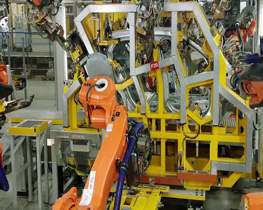 Linha de Produção da BMW X2 (2018) em detalhes