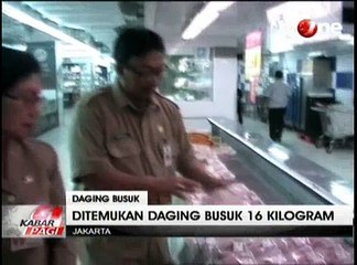 Petugas Temukan Daging Busuk Dijual di Swalayan