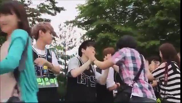 Primeiro fanmeeting dos meninos do BTS há 5 anos.