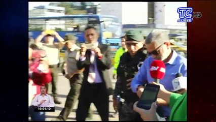 Fernando Alvarado llevado por la fuerza ante la justicia