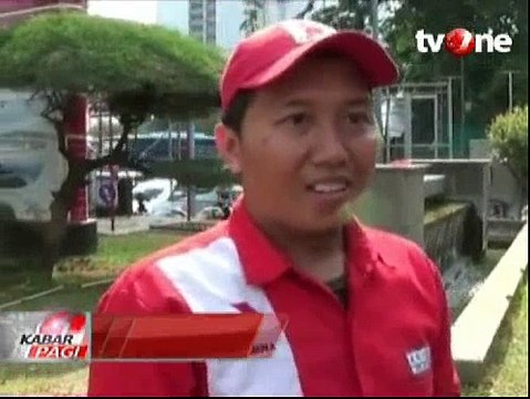 Kebakaran di SPBU Gatot Subroto Hanguskan 2 Mobil