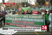 Pacientes de Essalud perjudicados por huelga de trabajadores