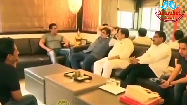 Kangna Ranaut makes fun of Salman khan for being scared speaking on against pm modi party