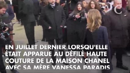 PHOTOS. Quand Lily-Rose Depp, couverte de boue, participe à une compétition sportive très spéciale