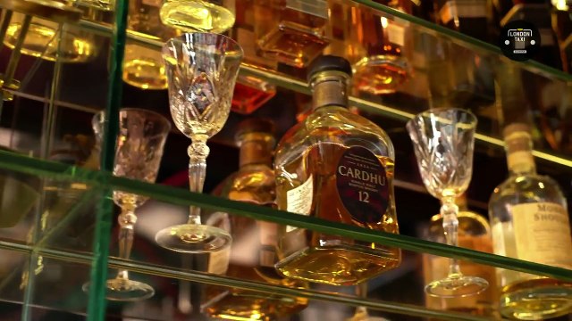 Best Restaurant In Kamala Mills, Lower Parel, South Mumbai - London Taxi