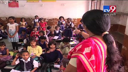 Have a look at a school where students themselves are teachers, Surat