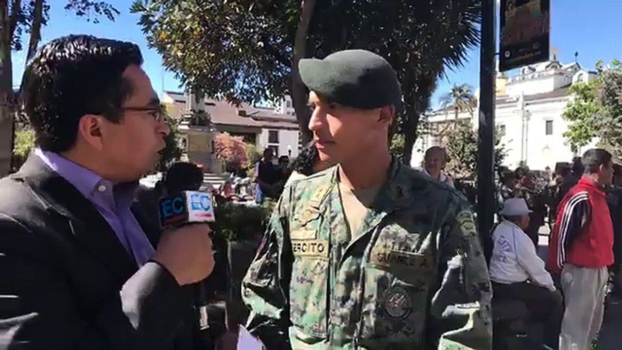 EN VIVO desde la Plaza de la Independencia, en el Centro Histórico de Quito. Transmisión de los ensayos de los actos castrenses que se realizarán durante la Vel