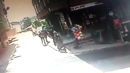 Gaziosmanpaşa'daki Silahlı Soygun Güvenlik Kamerasında