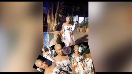 02 Photos ) Soukeyna de la (Serie Nafi) dans une fente très osée, dévoile ses cuisses