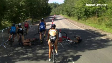 Championnats Européens / Triathlon : Léonie Périault chute !