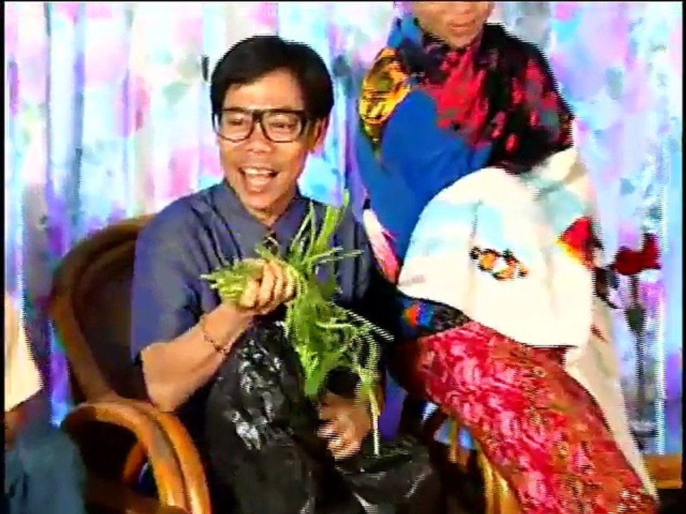 រឿងកំប្លែងលាហើយភ្នំពេញ goodbye phnom phen Part2