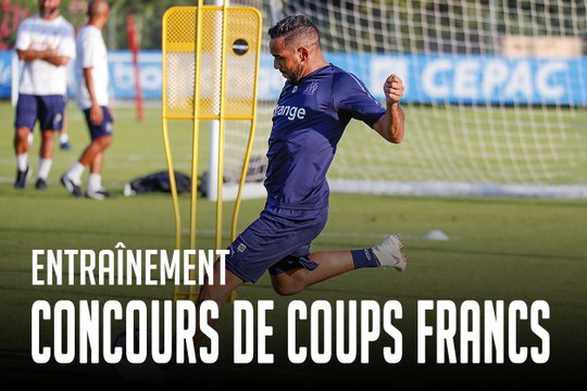 Concours de coups francs à l’entraînement