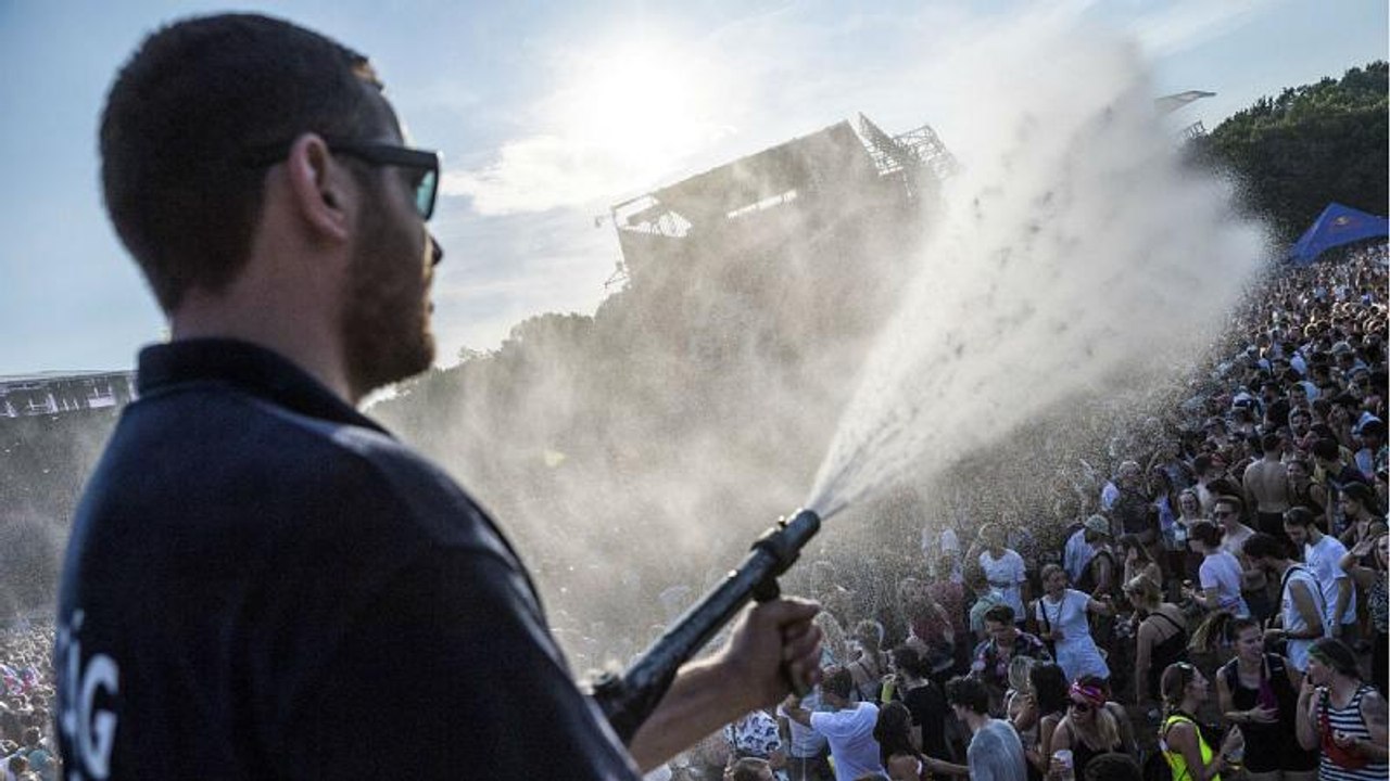 Sziget-Festival in Budapest: Feiern bei großer Hitze