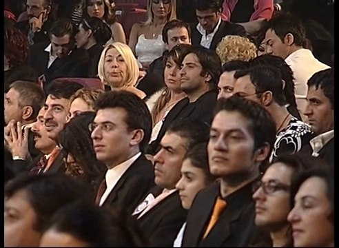 2002 Kral Türkiye Müzik Ödülleri - En İyi Çıkış Yapan Kadın Sanatçı