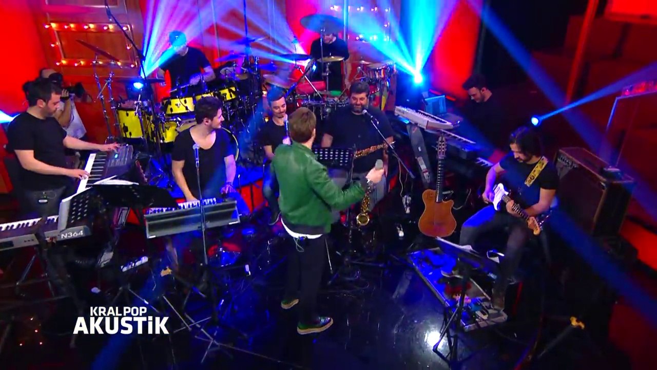Kral POP Akustik - Mustafa Ceceli - İlle De Aşk