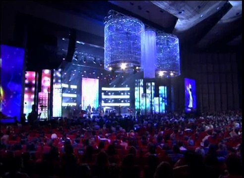 Ajda Pekkan - Eğlen Güzelim - 2009 Kral Türkiye Müzik Ödülleri