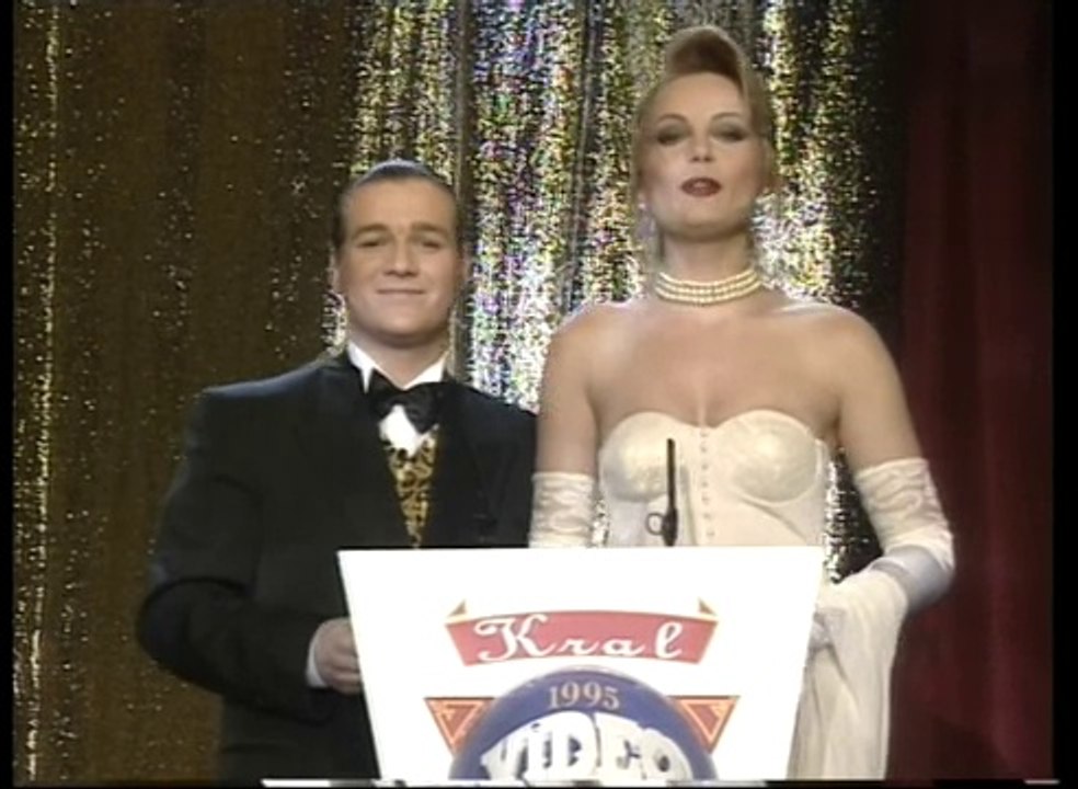 1995 Kral Türkiye Müzik Ödülleri - Türk Halk Müziği Kadın Sanatçı