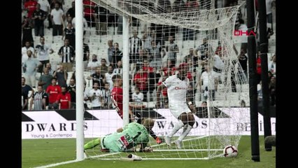 Spor Beşiktaş-Lask Linz Foto Slayt