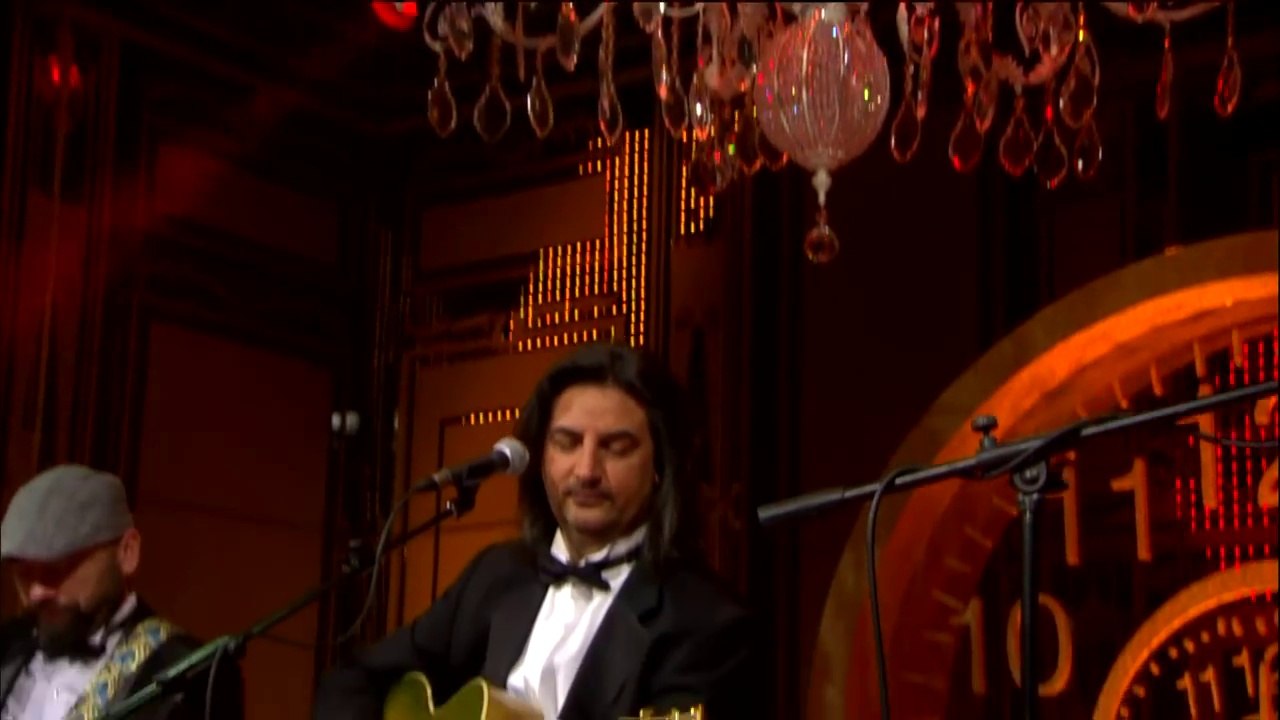 Kral Pop Akustik - Çelik - Öyle Bir Geçer Zaman Ki