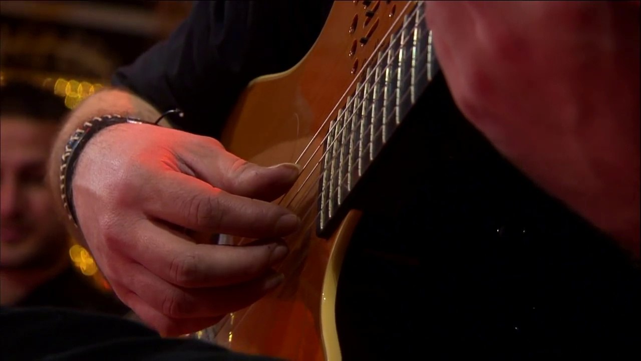 Kral Pop Akustik - Yaşar - Divane