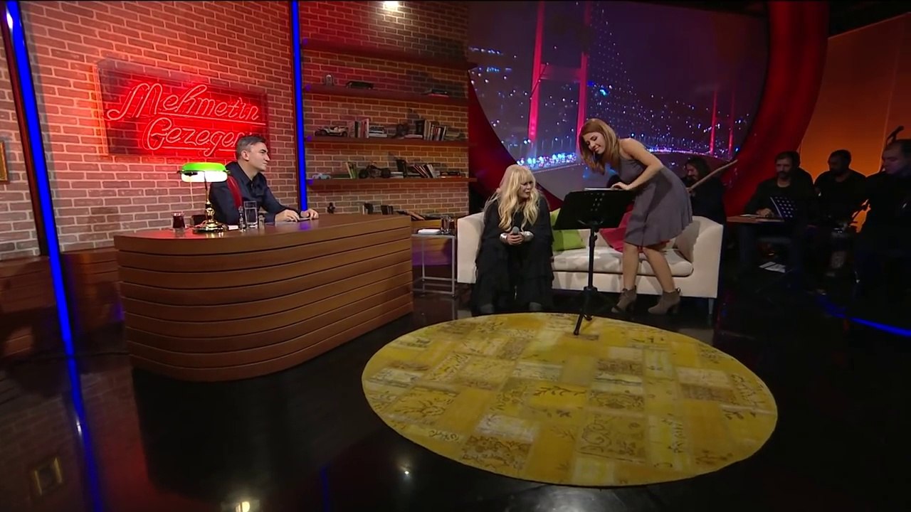 Zerrin Özer - Kıyamam (Mehmet'in Gezegeni)