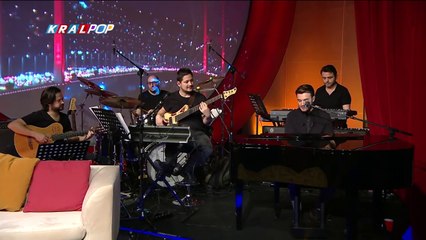 Mustafa Ceceli - Mutlu Ol Yeter (Mehmet'in Gezegeni)