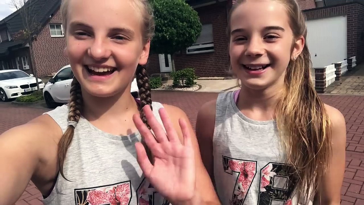 Turnen auf Rollschuhen ‍♀️ und Rollschuh laufen ☀️ gymnastics