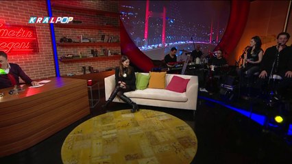 Aşkın Nur Yengi - Ayrılmam (Mehmet'in Gezegeni)