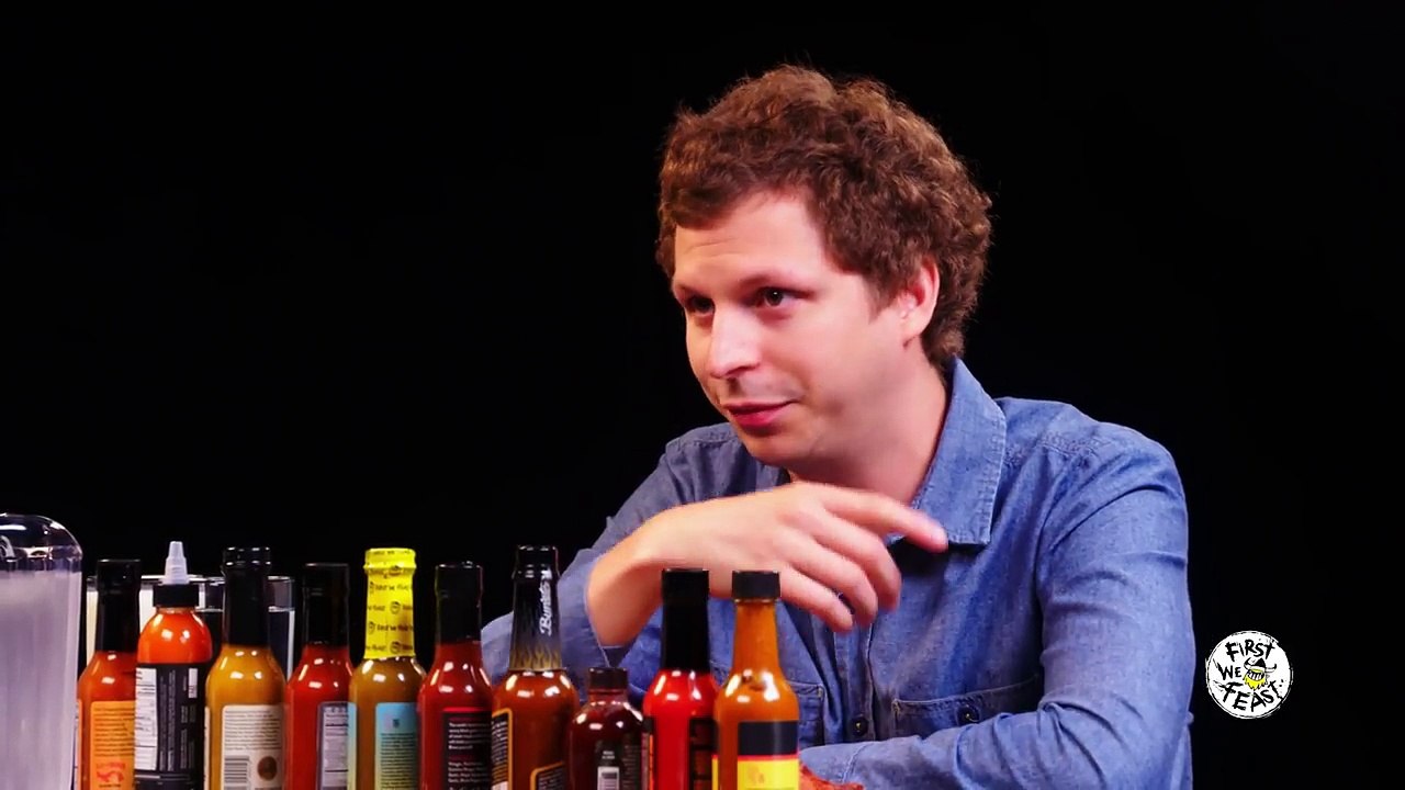Michael Cera Experiences Mouth Pains While Eating Spicy Wings | Hot Ones