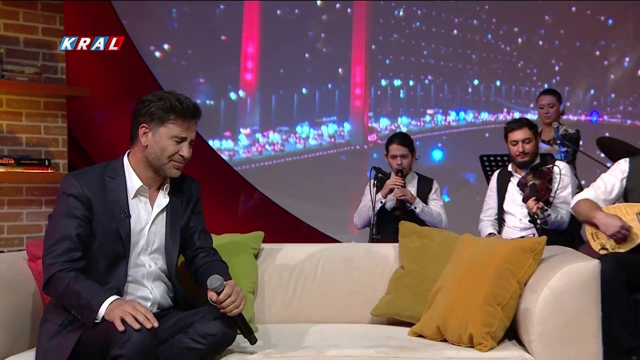 İzzet Yıldızhan - Erzurum Yaylasıyam (Mehmet'in Gezegeni)