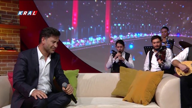 İzzet Yıldızhan - Erzurum Yaylasıyam (Mehmet'in Gezegeni)