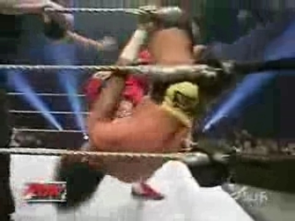 CM Punk vs MVP 2/2  12/18/07