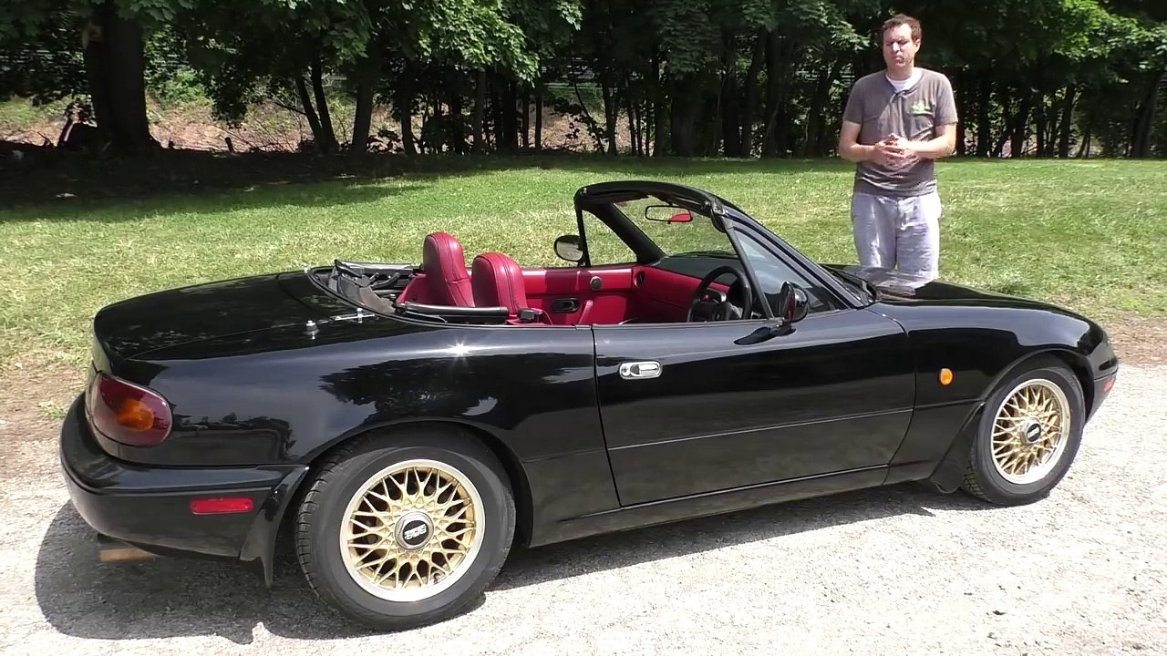 Here’s Why the Original Mazda Miata Is a Legend