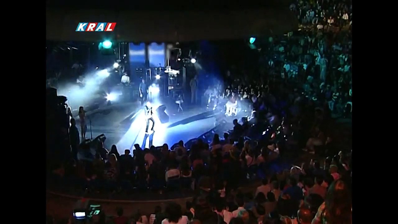 Aya Benzer - Mustafa Sandal