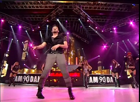 Volga Tamöz feat. Metin Arolat - Dert Değil - 2011 Kral Müzik Ödülleri