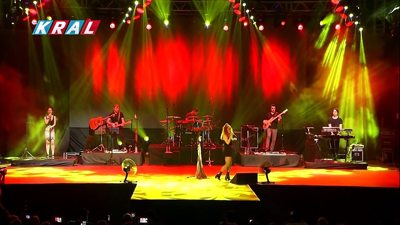 Sertab Erener - Aldırma Deli Gönlüm