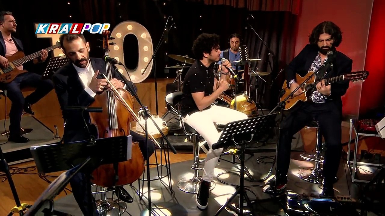 Rubato ile 'Başka Şarkı' -  Buray
