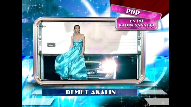 Kral Müzik Ödülleri Sanatçılar - Demet Akalın