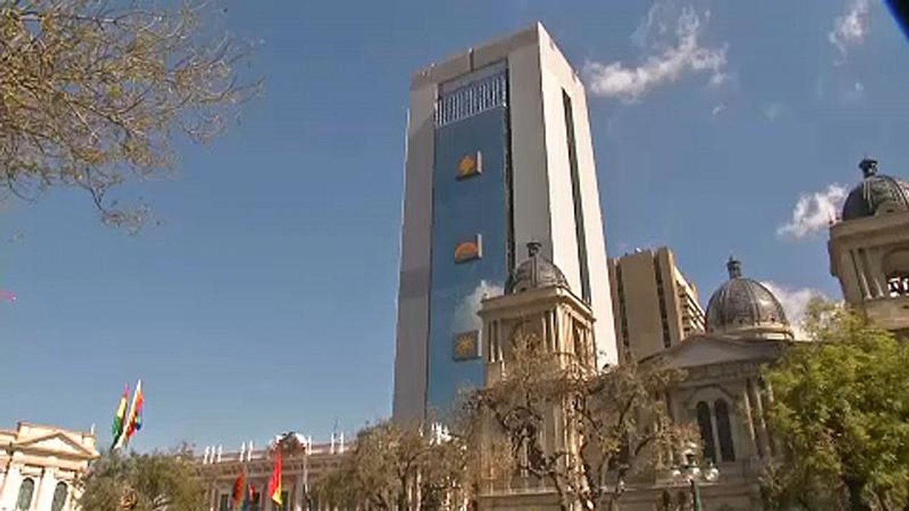 Bolívia: Átadták az elnök kedvenc épületét