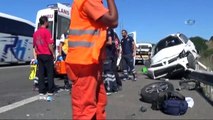 TEM'de Takla Atan Otomobilde Anne ile Bebeği Hayatını Kaybetti: 2 Ölü, 4 Yaralı