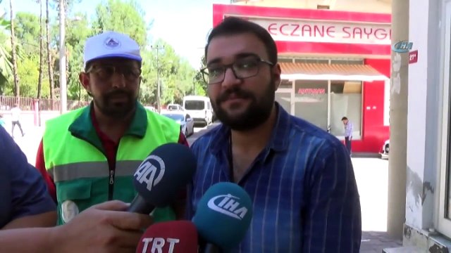 Temizlik İşçisi Bulduğu Parayı Sahibine Teslim Etti